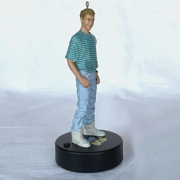 ZACK MORRIS Ornament Saved by the Bell Sound Retro 90s 2022 HALLMARK New - Picture 3 of 8